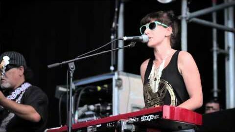 Ahoribiuzz - Glitter In The Gutter Live at Splore