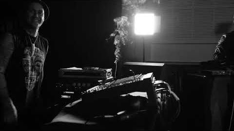 Black Comet - Sleep (Live at Totara St)