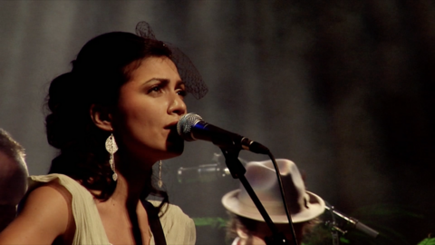 Fly My Pretties - Garden (Behind The Scenes)