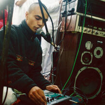 micronism: a trip inside a quiet mind