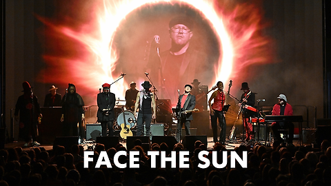 Fly My Pretties & Barnaby Weir - Face The Sun [Official Music Video]