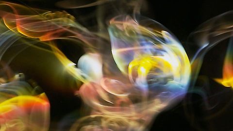 Zuke - How We Met (Visualiser)